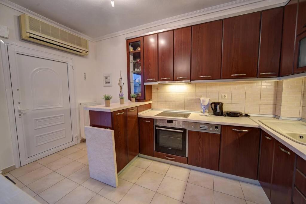 Zoe'S Apartments Nea Iraklitsa Экстерьер фото